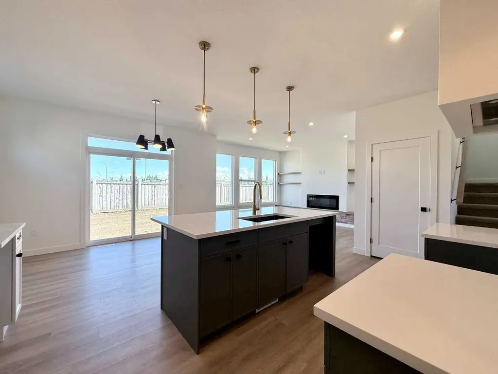 10210 67 Avenue Grande Prairie AB T8W 0K7