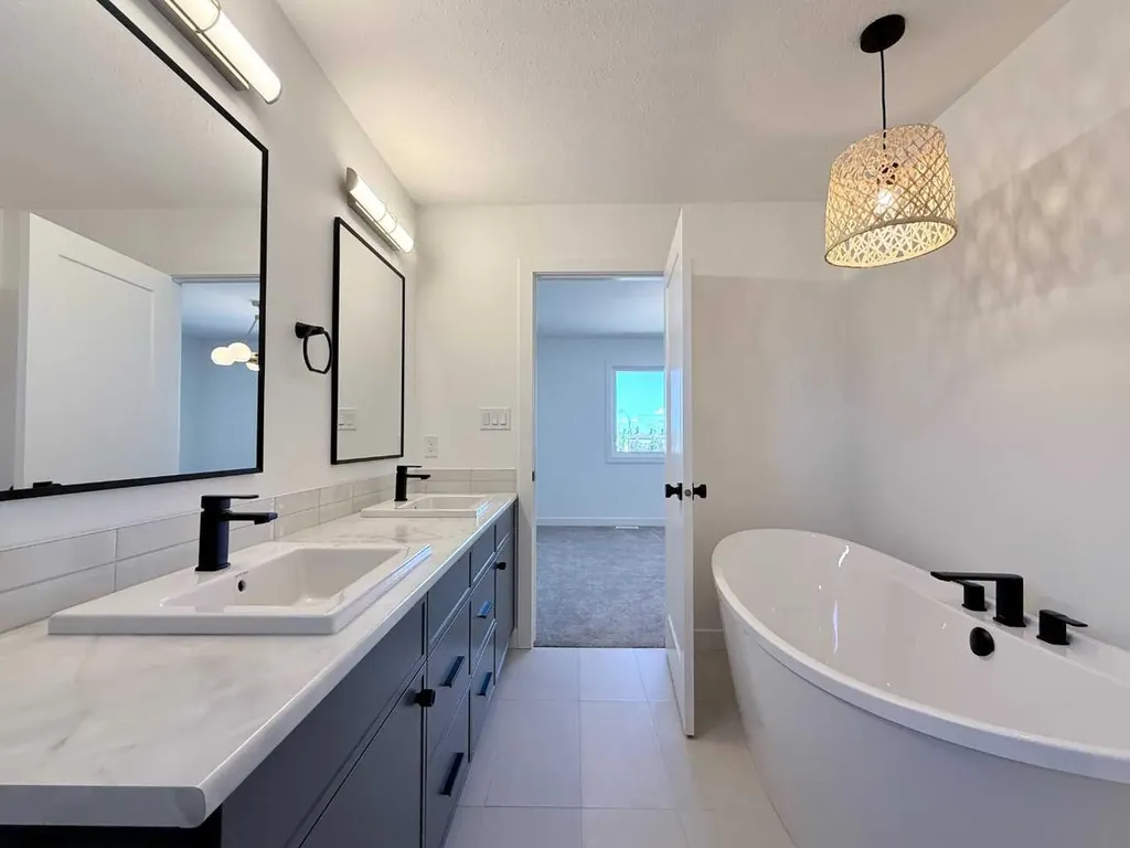 10210 67 Avenue Grande Prairie AB T8W 0K7