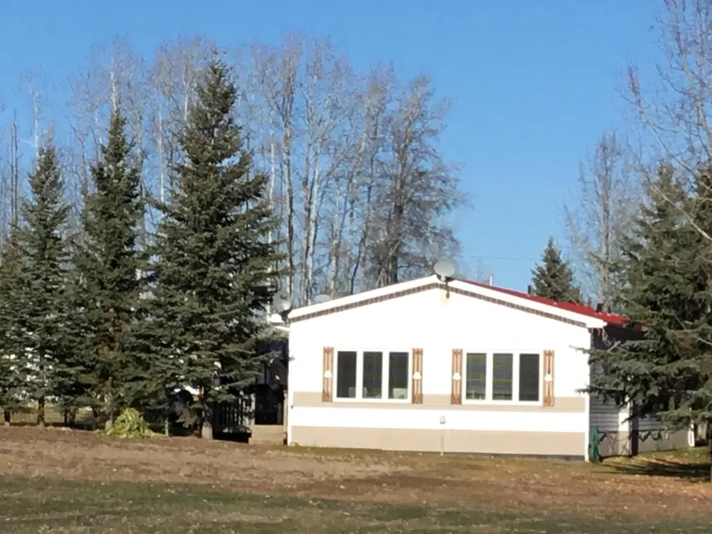 453 Grassy Way Red Earth Creek AB T0G 1X0