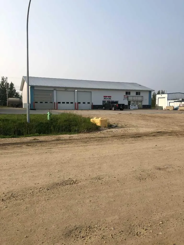 4635 Federated Road Swan Hills AB T7N 2C0