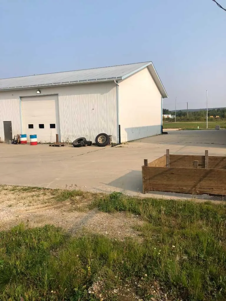 4635 Federated Road Swan Hills AB T7N 2C0