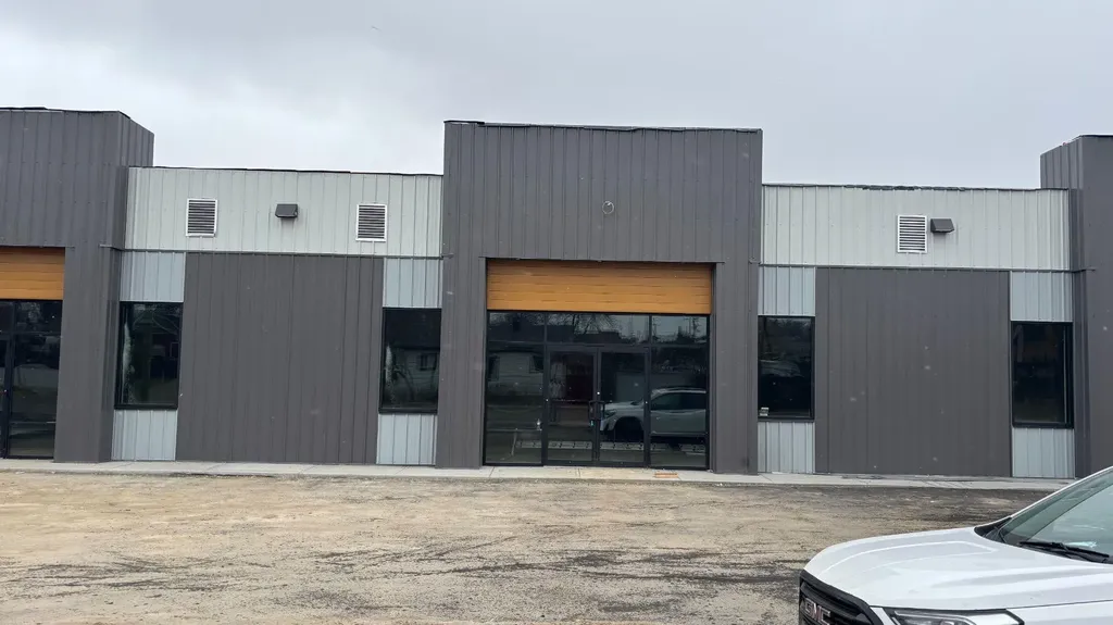5407 50 Street Ponoka AB T4J 1H9