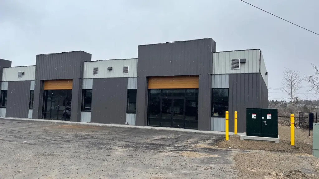5407 50 Street Ponoka AB T4J 1H9