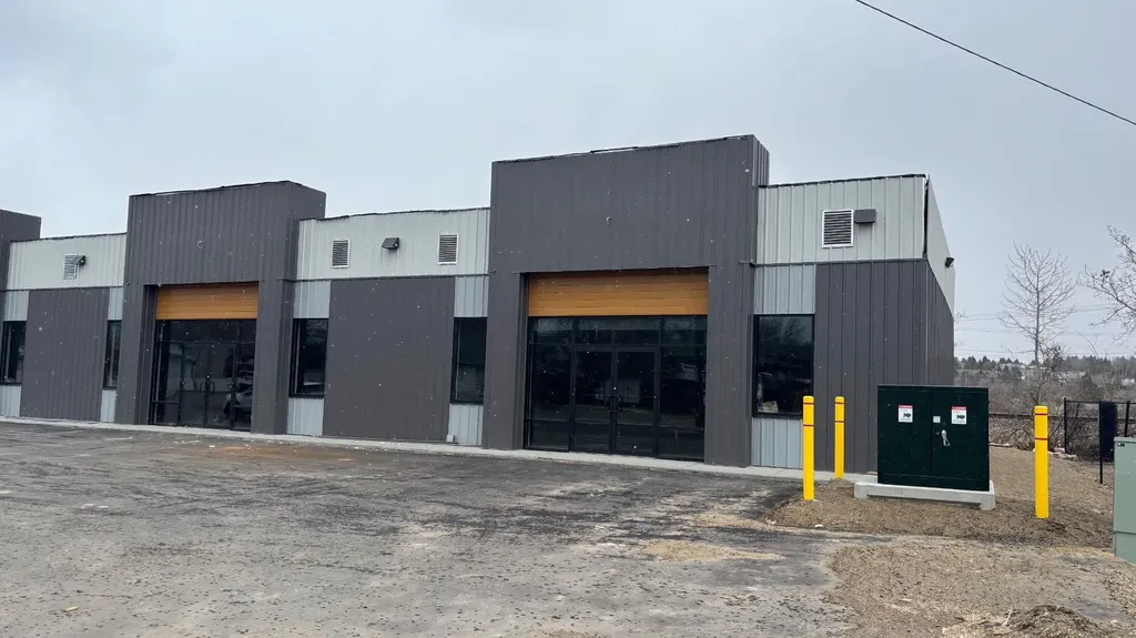 5407 50 Street Ponoka AB T4J 1H9
