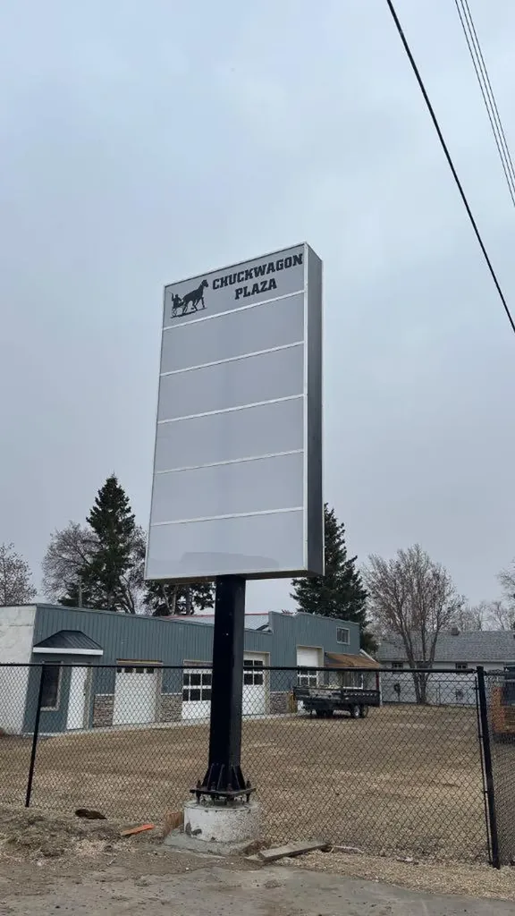 5407 50 Street Ponoka AB T4J 1H9