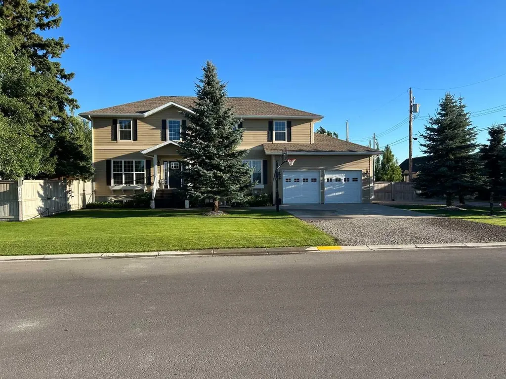 280 1 Avenue N Magrath AB T0K 1J0