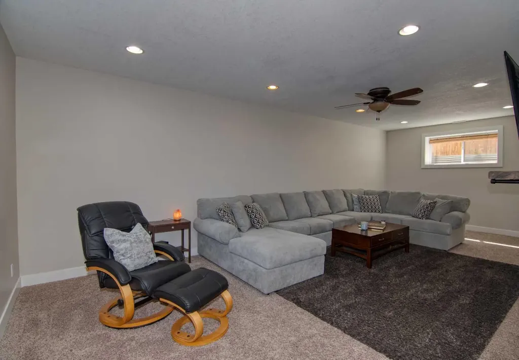 280 1 Avenue N Magrath AB T0K 1J0