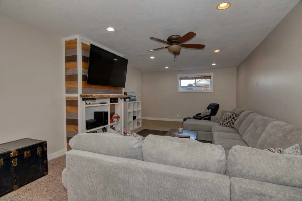 280 1 Avenue N Magrath AB T0K 1J0