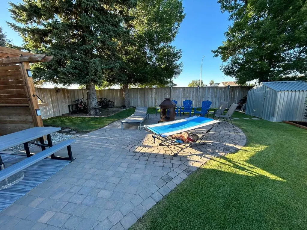 280 1 Avenue N Magrath AB T0K 1J0