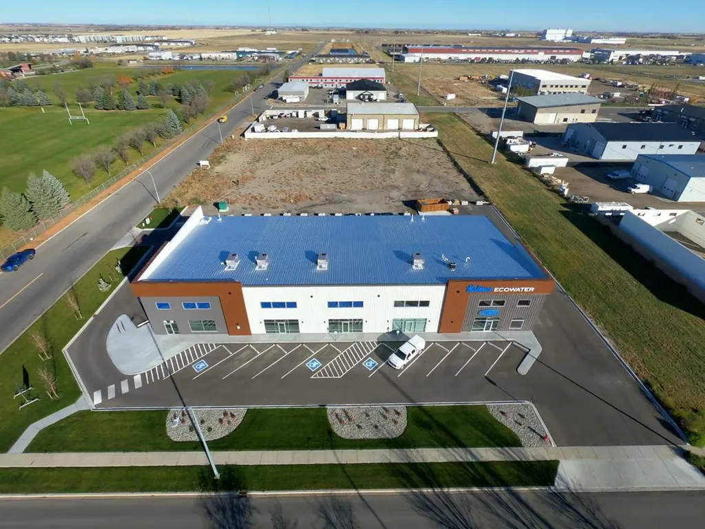 3233 30 Avenue N Lethbridge AB T1H 7J4
