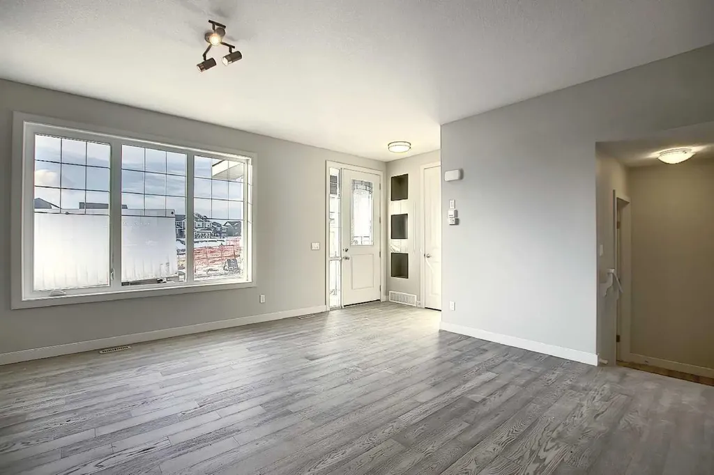 434 River Avenue Cochrane AB T4C 3B8