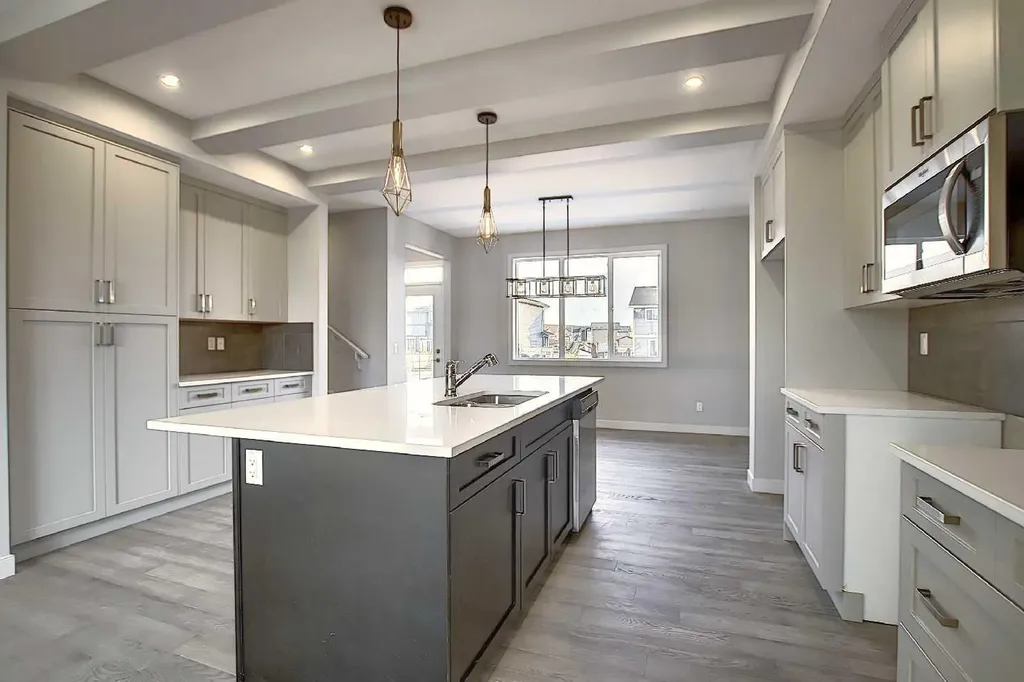 434 River Avenue Cochrane AB T4C 3B8