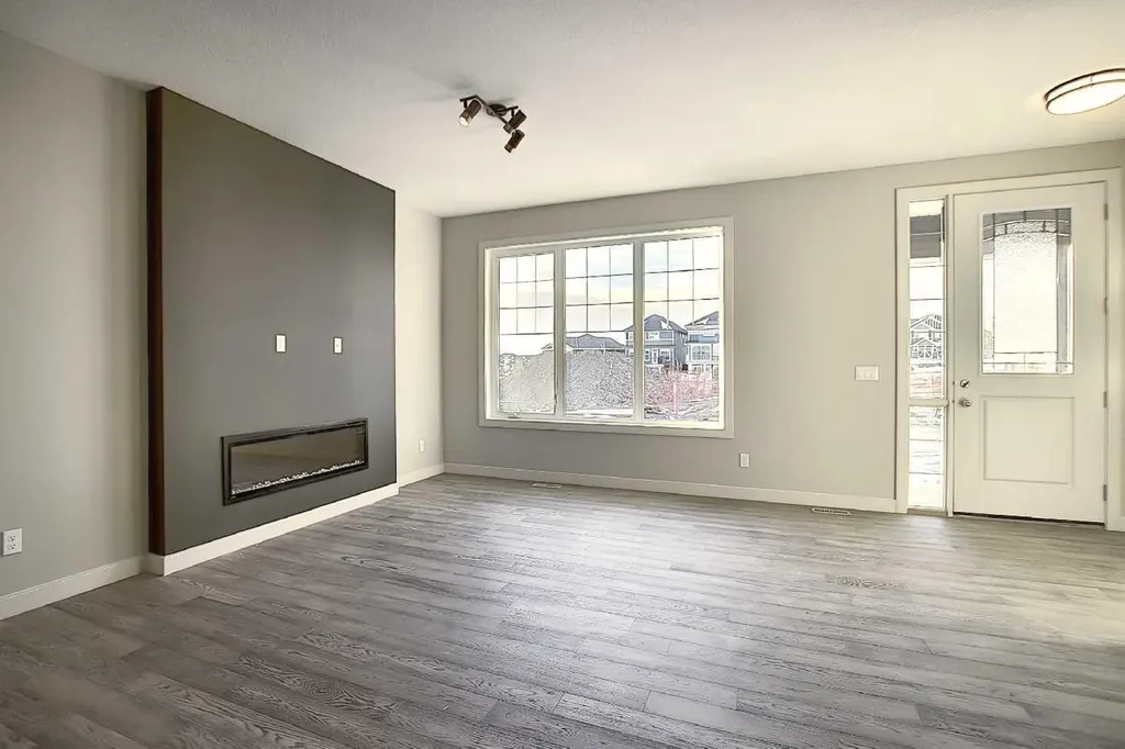 434 River Avenue Cochrane AB T4C 3B8