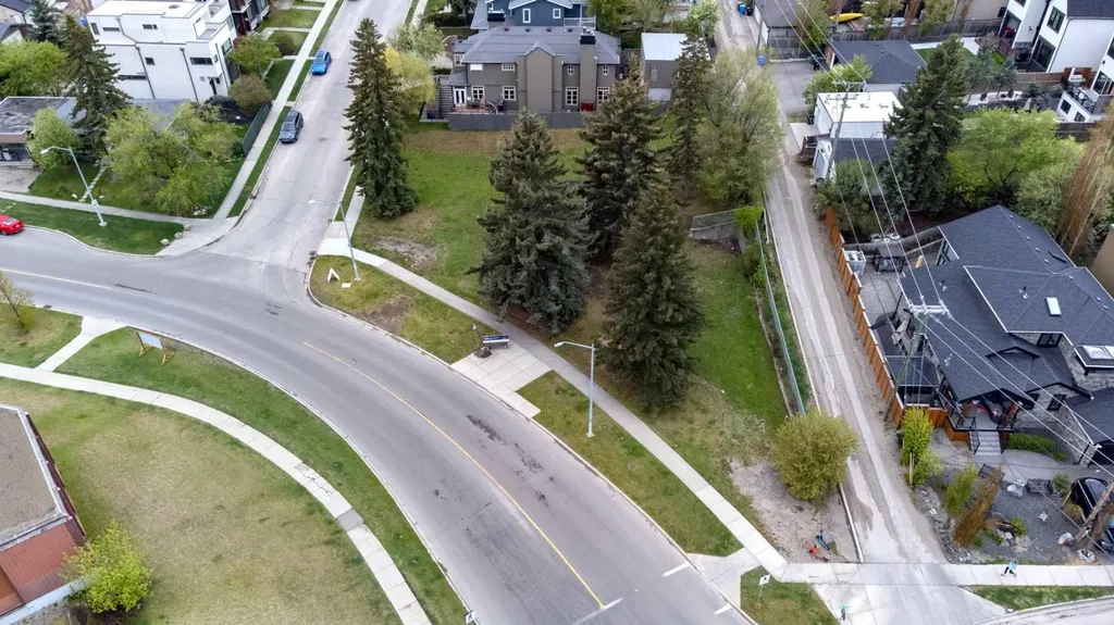 121 & 127 Mission Road SW Calgary AB T2S 0T6
