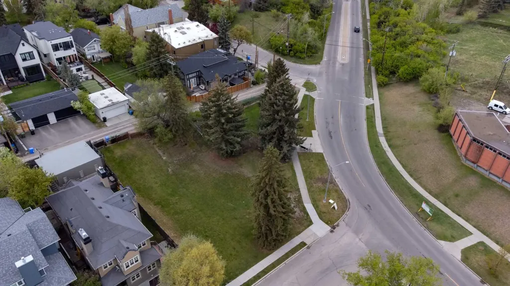 121 & 127 Mission Road SW Calgary AB T2S 0T6