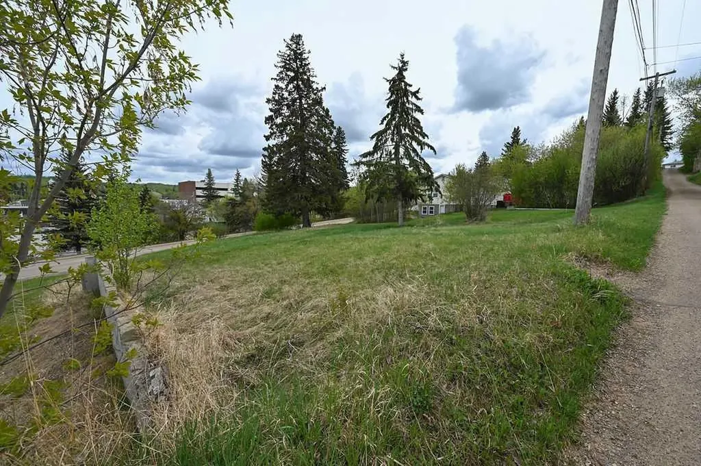 5106 49 Avenue Athabasca AB T9S 1C4
