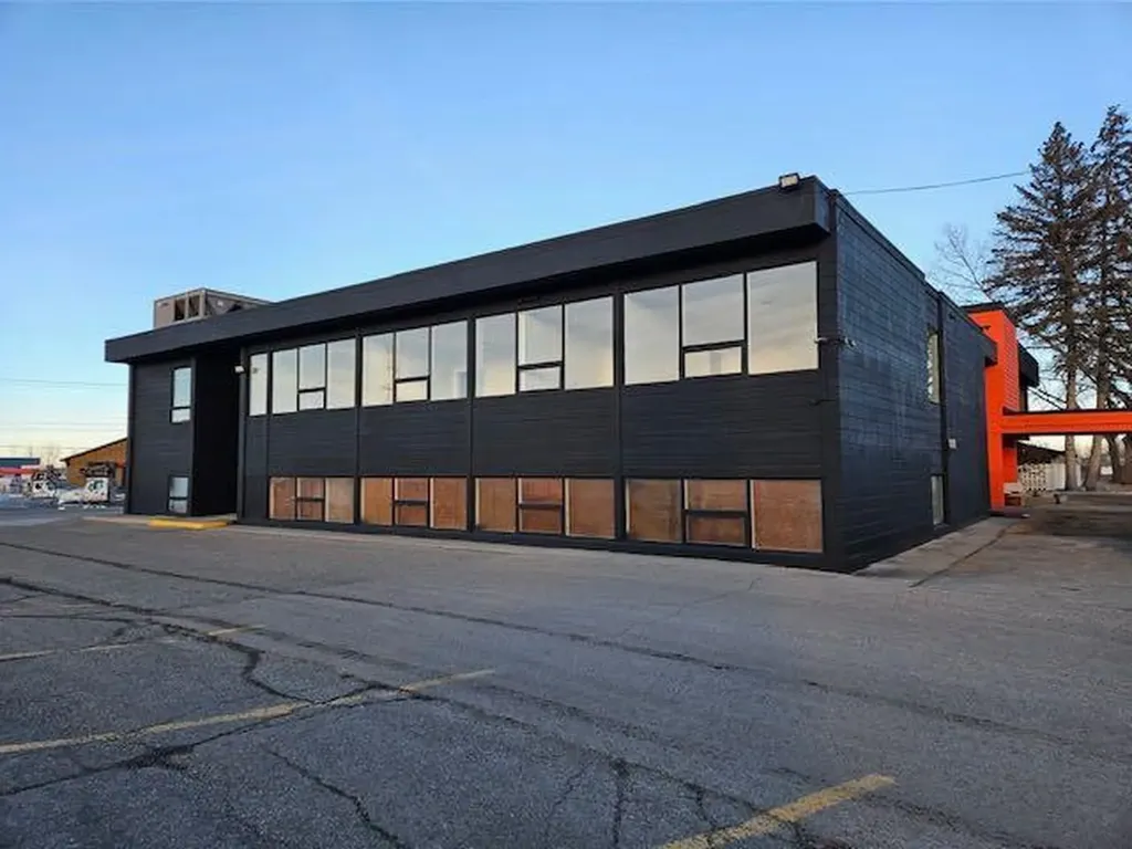 340 50 Avenue SE Calgary AB T2G 2B1