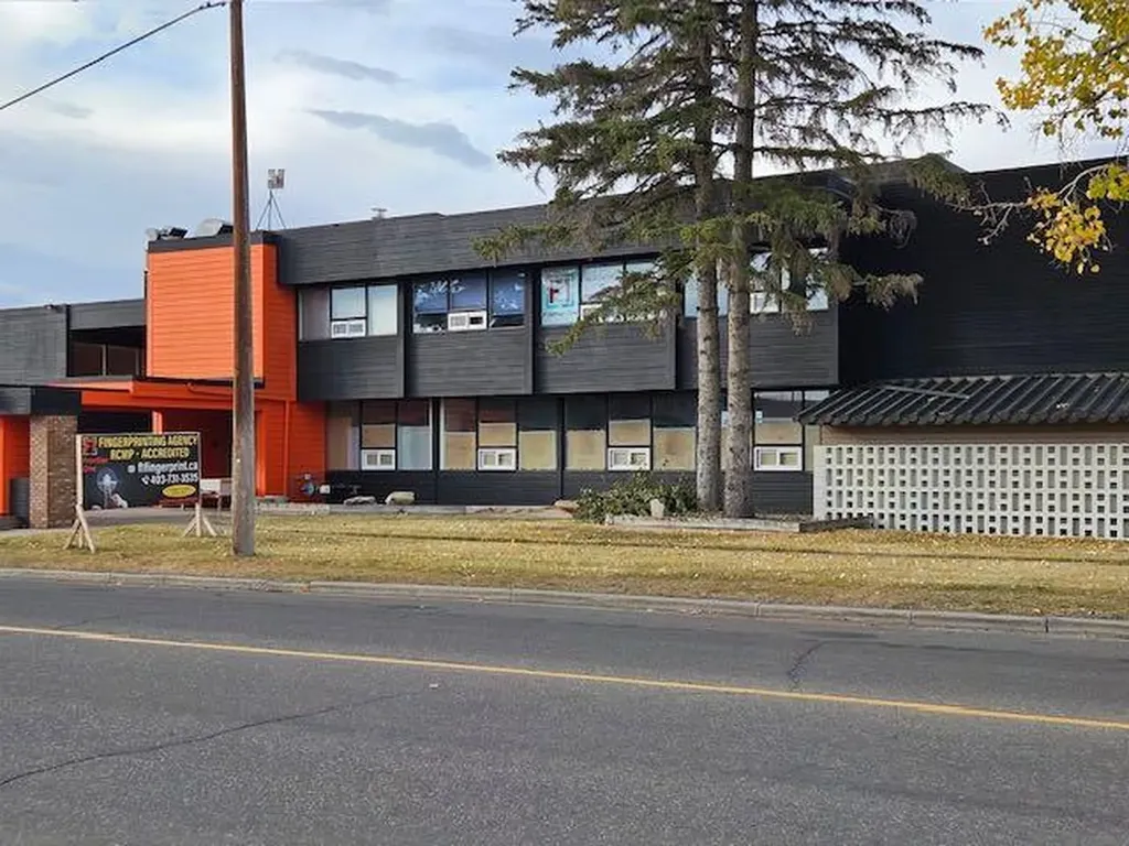 340 50 Avenue SE Calgary AB T2G 2B1