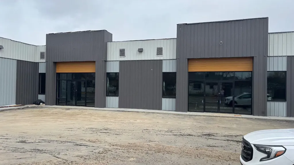 5407 50 Street Ponoka AB T4J 1H9