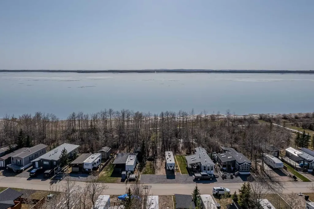 41310 282 Range Road Rural Lacombe County AB T4L 2N3