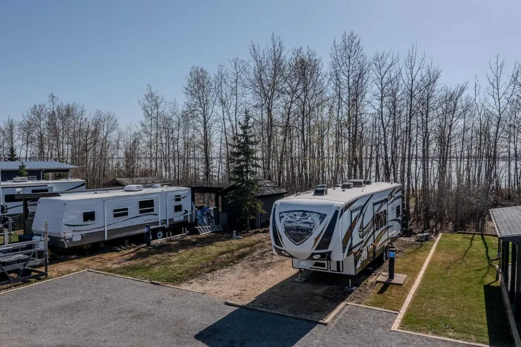 41310 282 Range Road Rural Lacombe County AB T4L 2N3