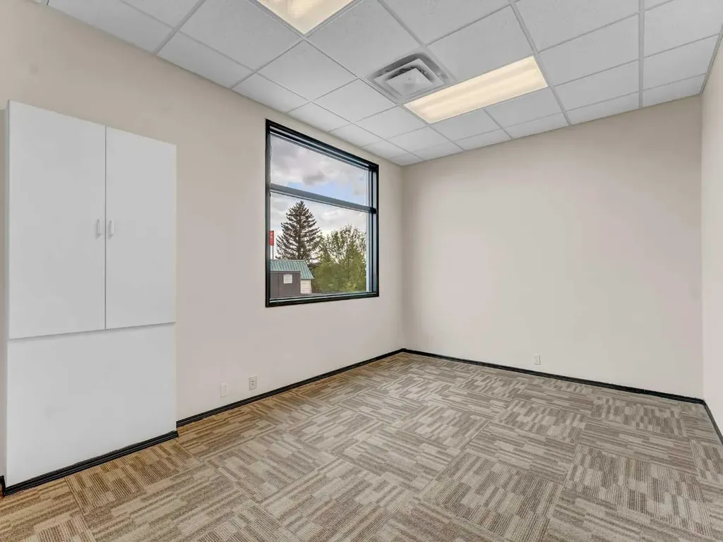 1290 Trans Canada Way SE Medicine Hat AB T1B 1J5