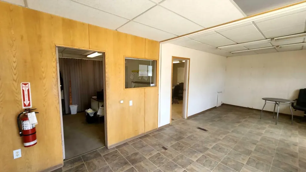 6709C Goldenwest Avenue Red Deer AB T4P 1A7