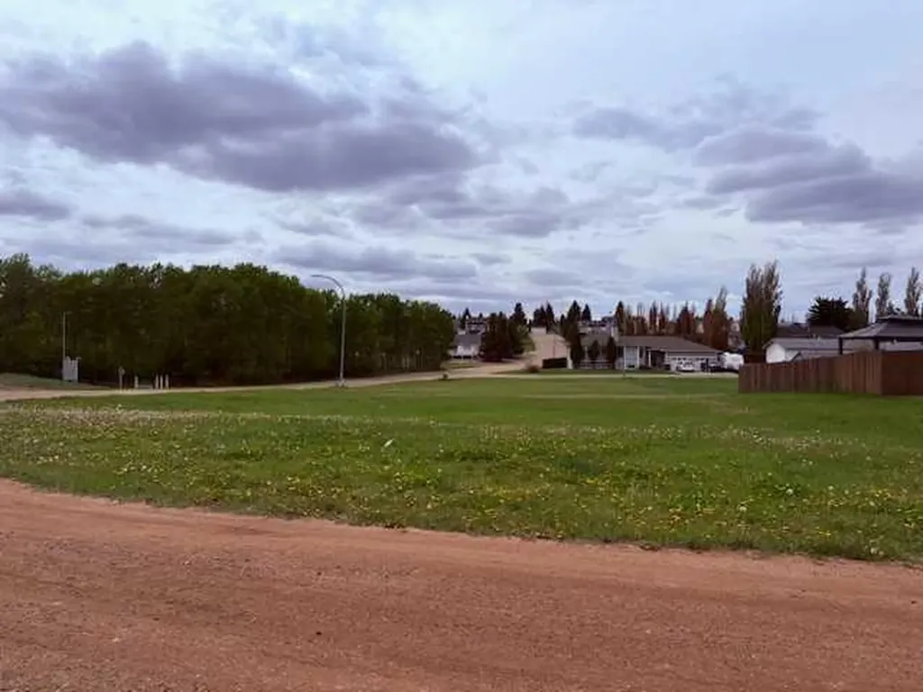 4404 51 Avenue Hardisty AB T0B 1V0