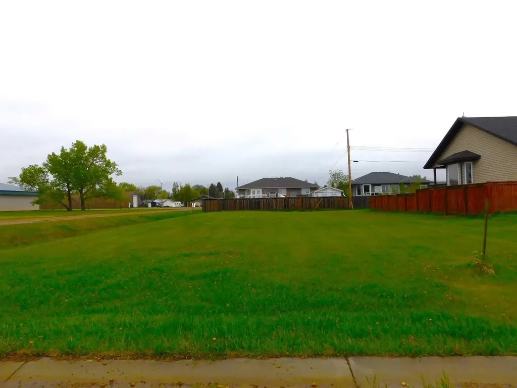301 Niblock Street Bawlf AB T0B 0J0
