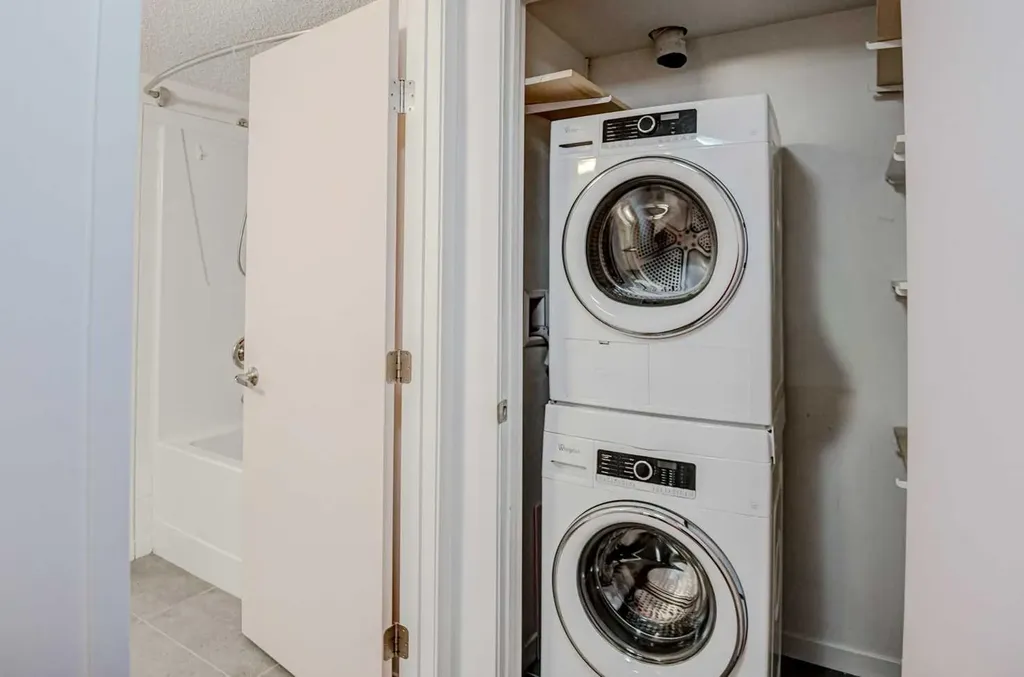 1920 11 Avenue SW Calgary AB T3C 0N8