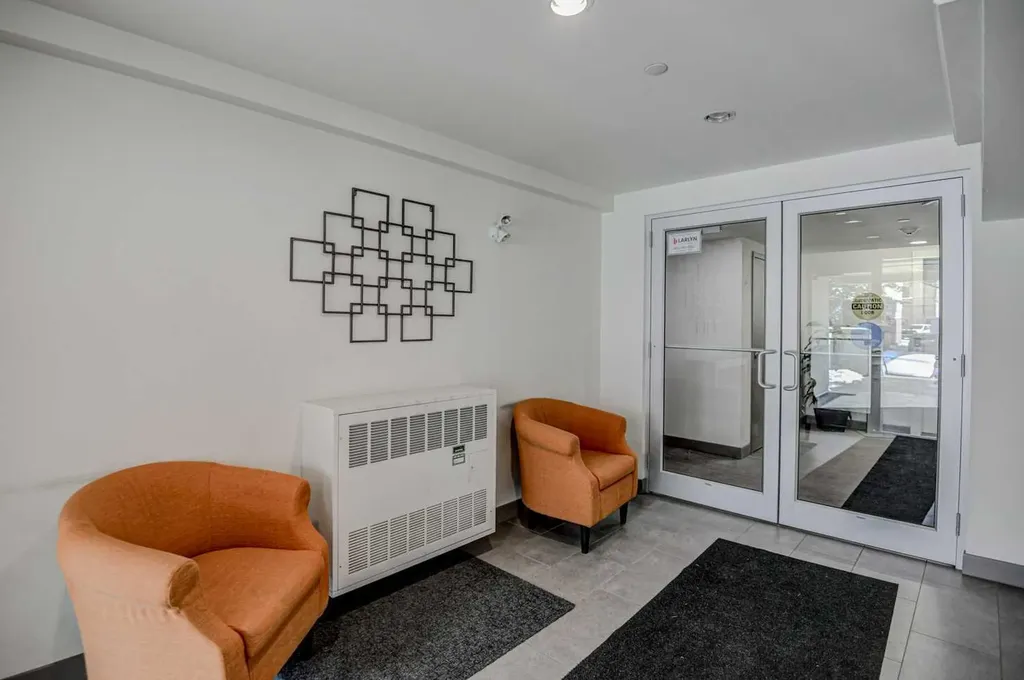1920 11 Avenue SW Calgary AB T3C 0N8