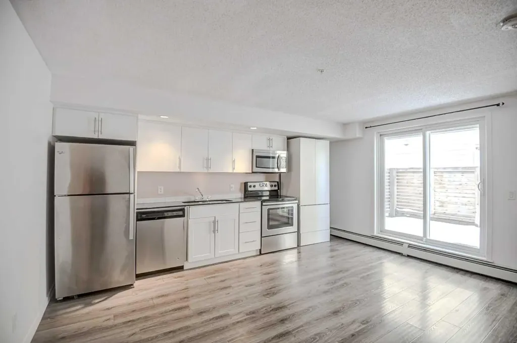 1920 11 Avenue SW Calgary AB T3C 0N8