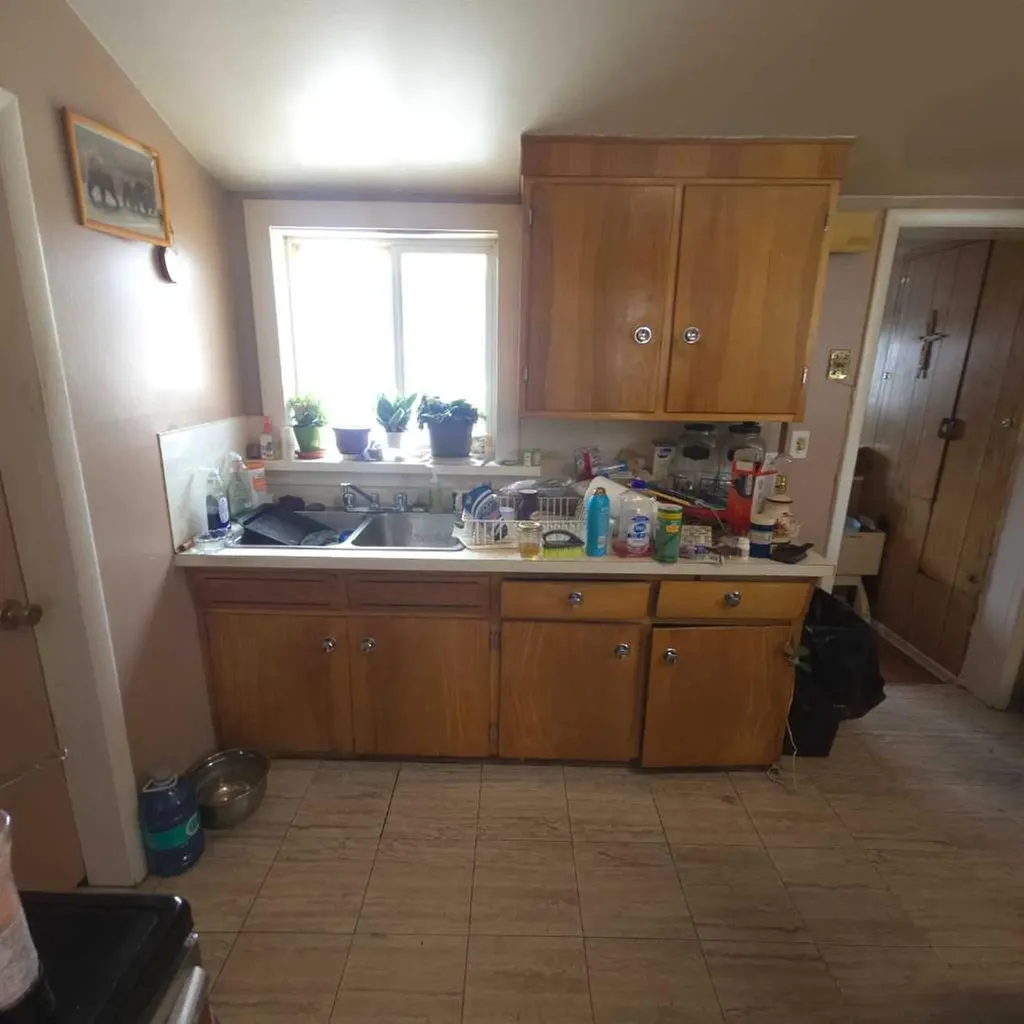 6710 17 Avenue Coleman AB T0K 0M0