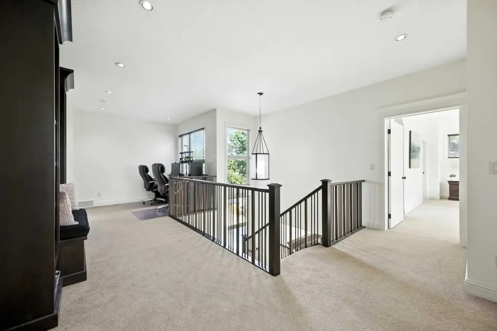 62 Posthill Drive SW Calgary AB T3M 0A8