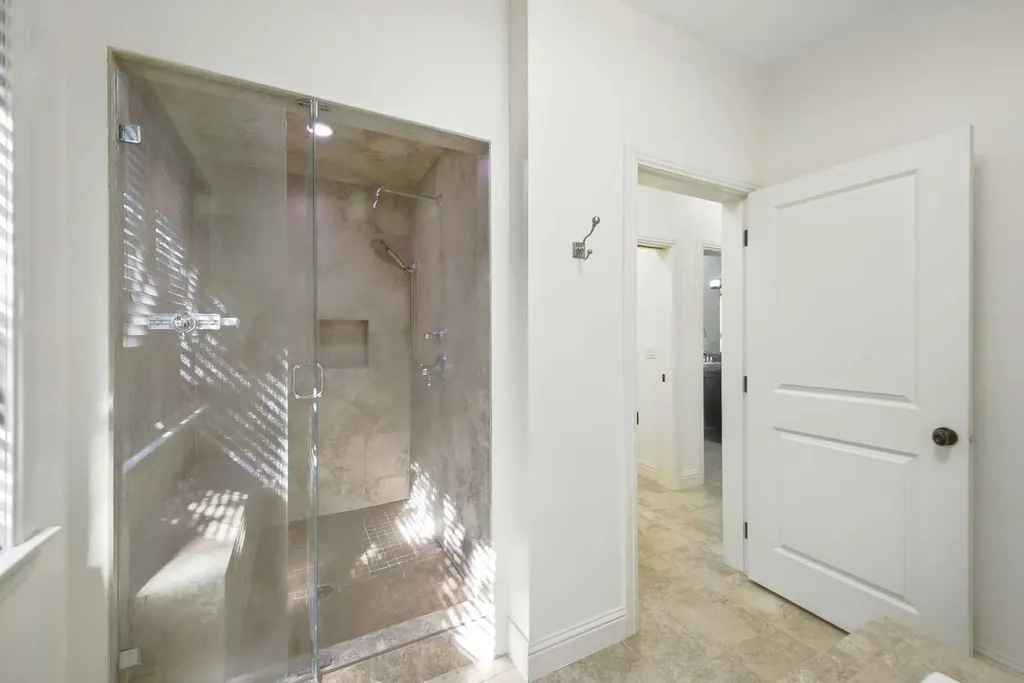 62 Posthill Drive SW Calgary AB T3M 0A8