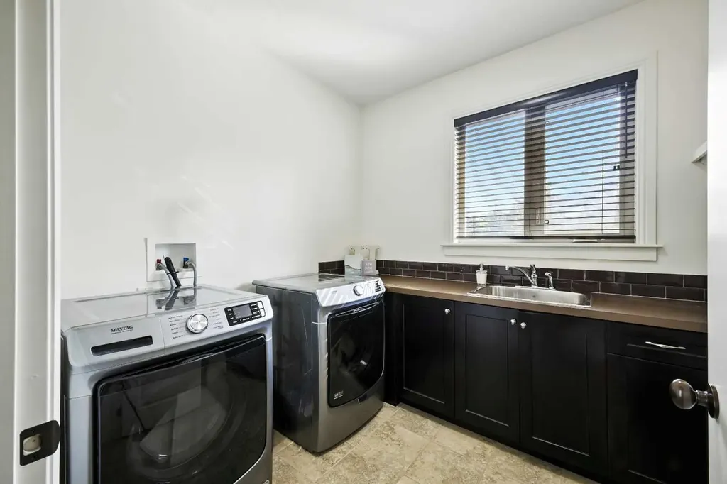 62 Posthill Drive SW Calgary AB T3M 0A8