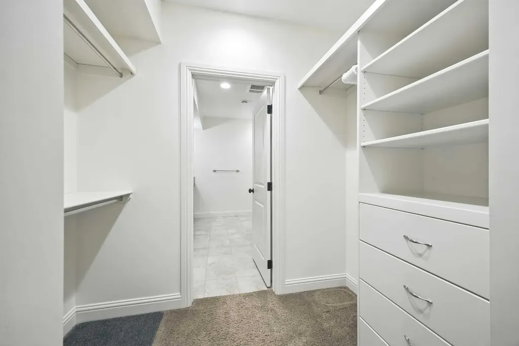 62 Posthill Drive SW Calgary AB T3M 0A8