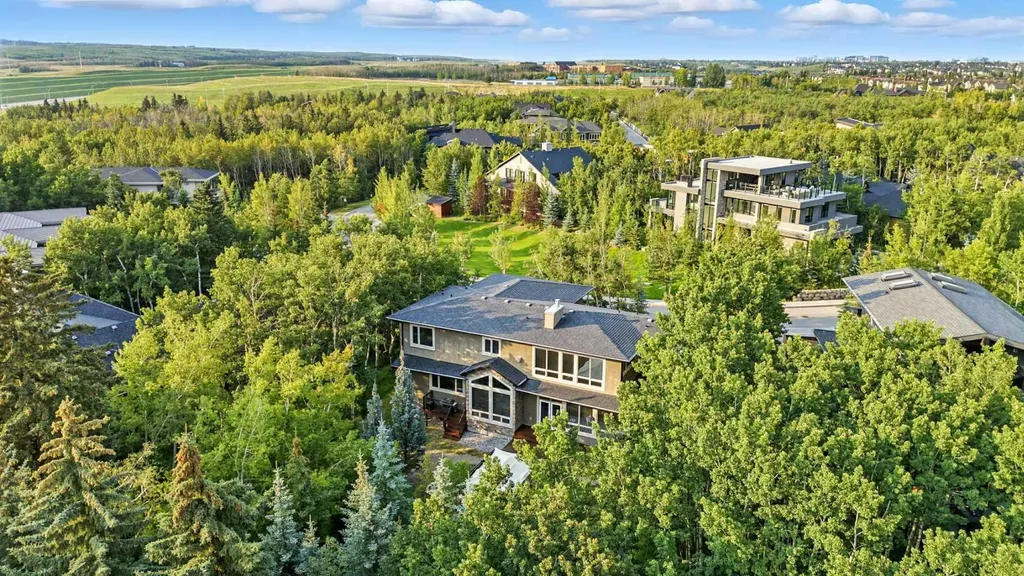 62 Posthill Drive SW Calgary AB T3M 0A8
