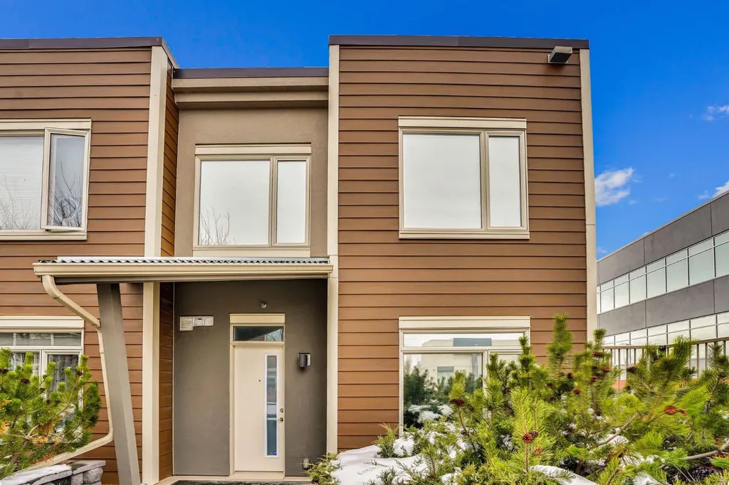 10 Westpark Link SW Calgary AB T3H0Y5