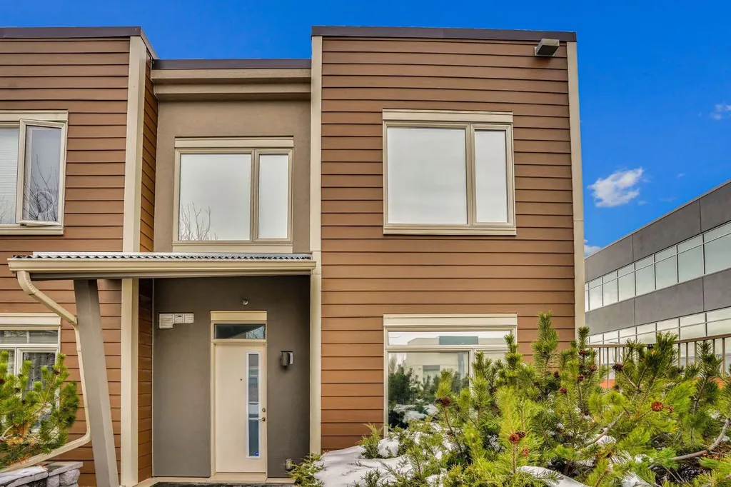 10 Westpark Link SW Calgary AB T3H0Y5