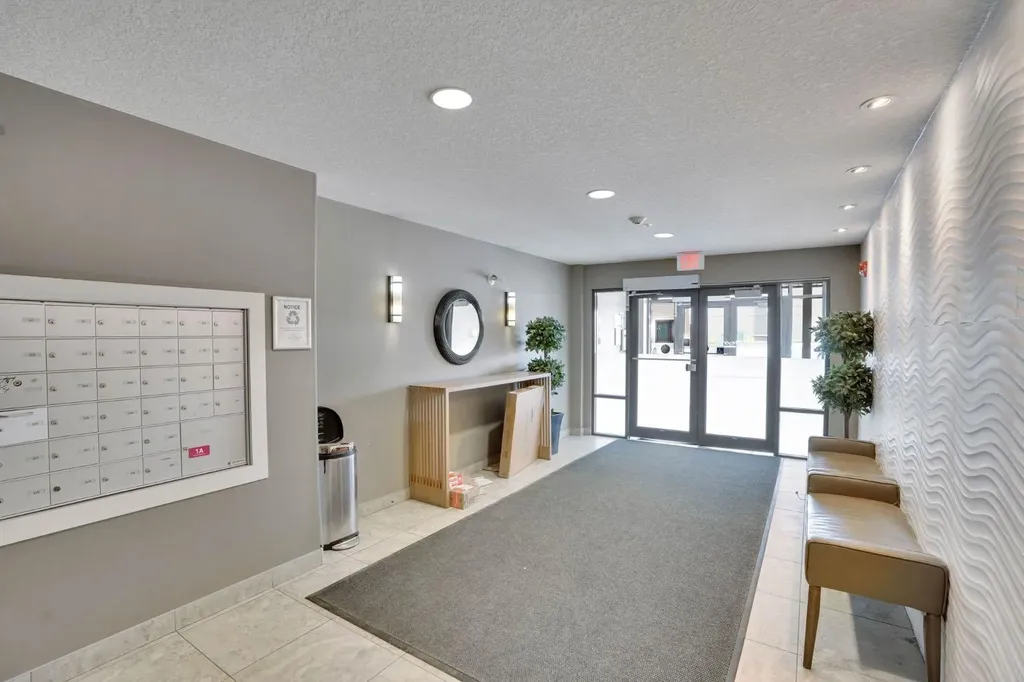 10 Westpark Link SW Calgary AB T3H0Y5