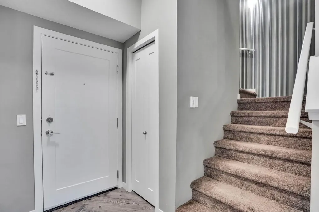 10 Westpark Link SW Calgary AB T3H0Y5