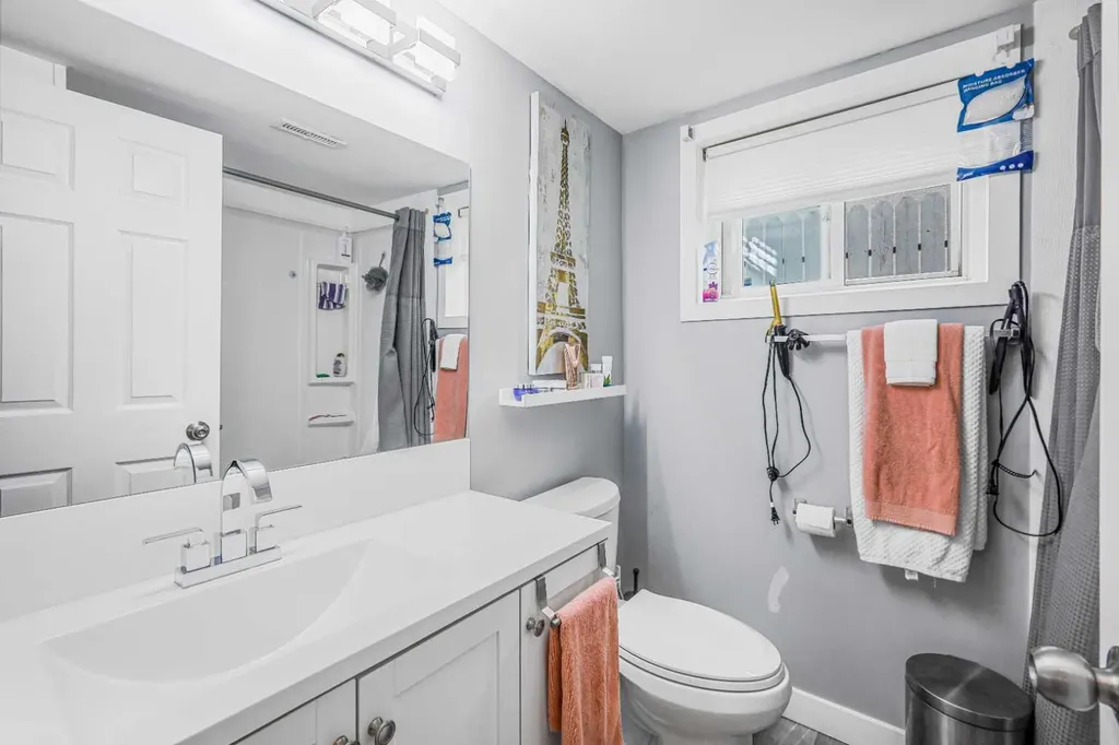 5112 Maryvale Drive NE Calgary AB T2A 2T4