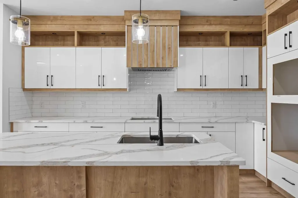 196 Saddlelake Manor NE Calgary AB T3J2L5