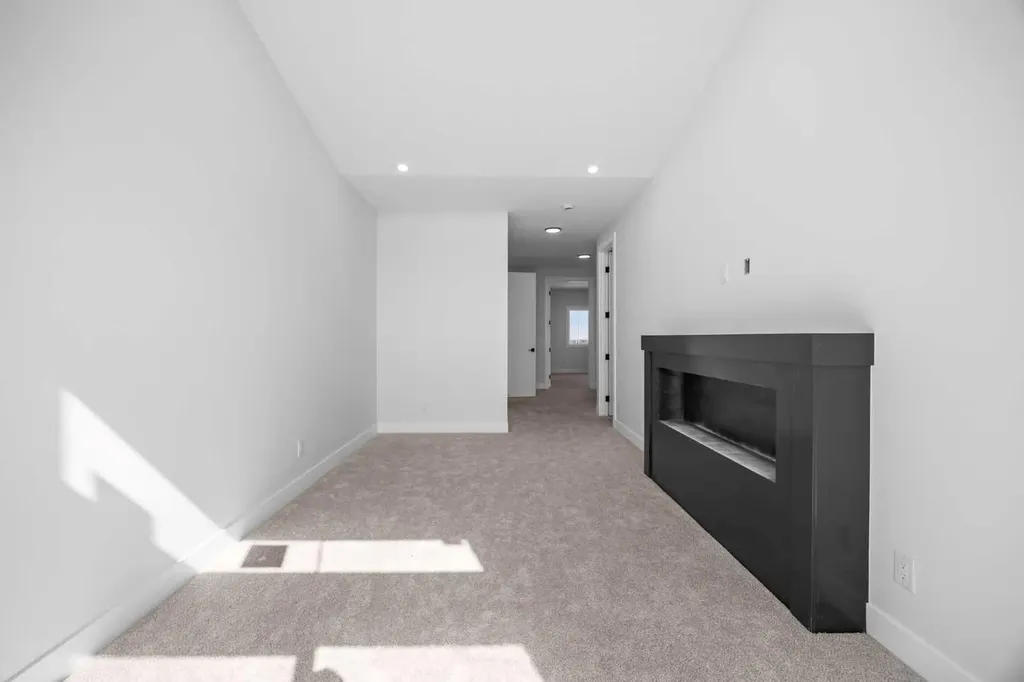 196 Saddlelake Manor NE Calgary AB T3J2L5
