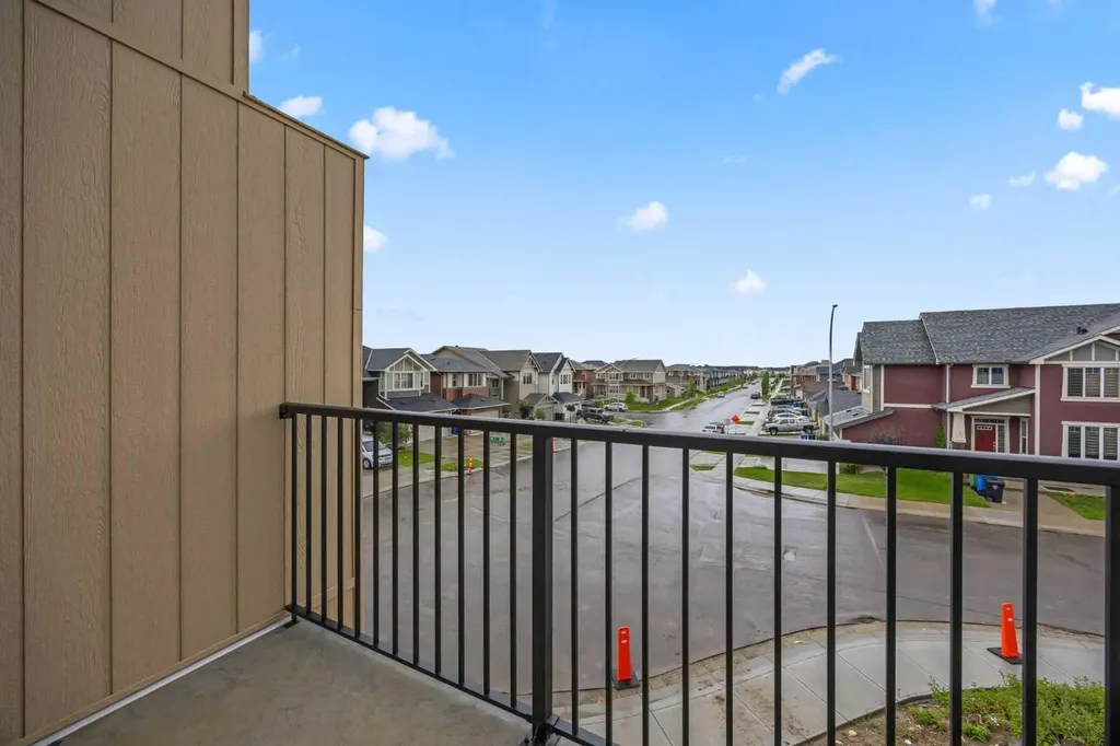 196 Saddlelake Manor NE Calgary AB T3J2L5