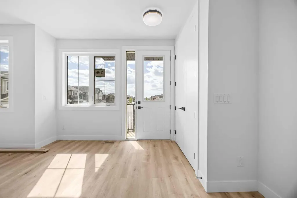 196 Saddlelake Manor NE Calgary AB T3J2L5