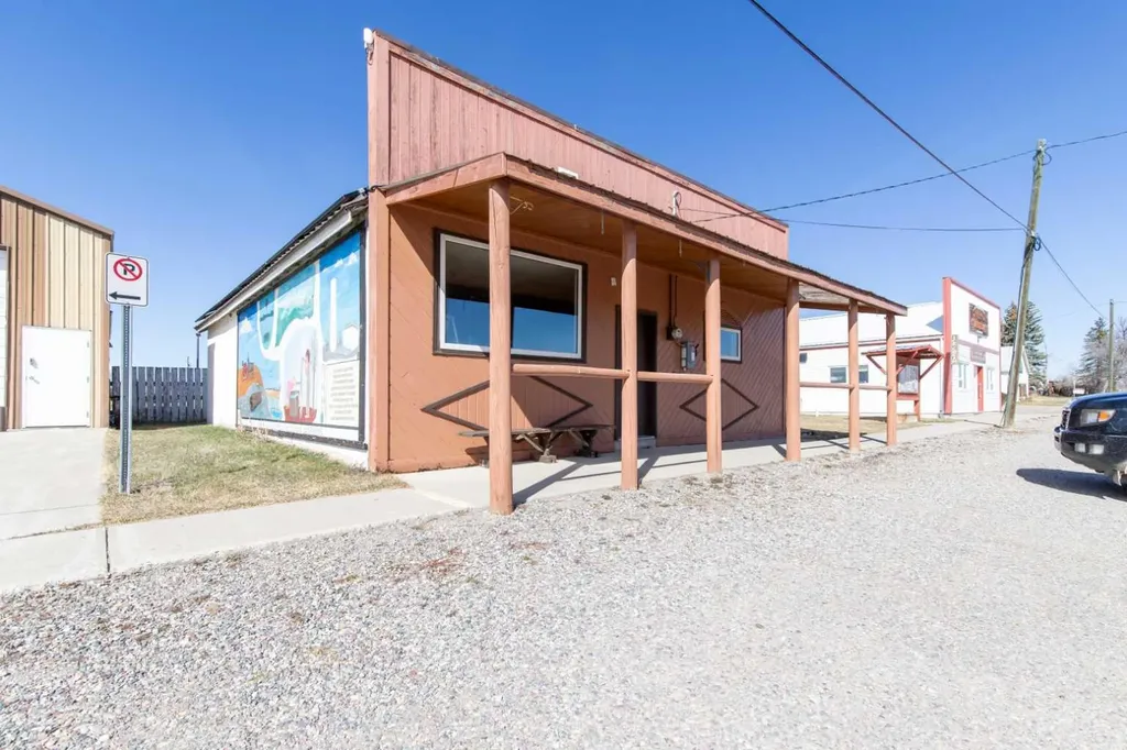 60 Main Avenue NW Glenwood AB T0K2R0