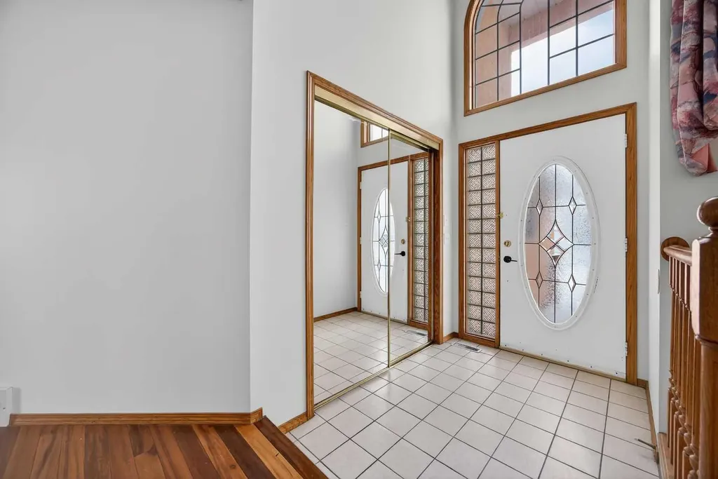 90 Hawkmount Green NW Calgary AB T3G 2T9