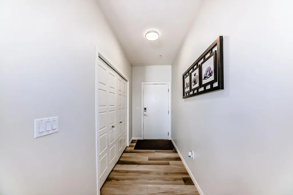 33 Carringham Gate NW Calgary AB T3P 2H6